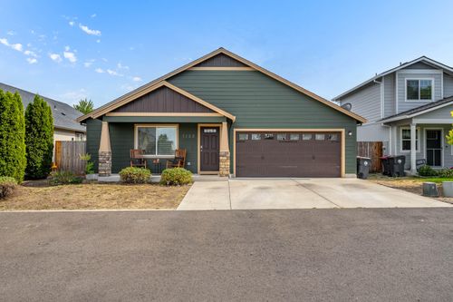 3122 Gold Mine Ave, White City, OR, 97503 | Card Image