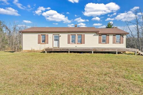 2744 Pecks Rd, Bedford, VA, 24523-6134 | Card Image