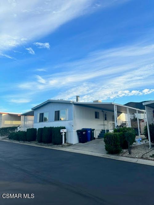 16 Robertson Way, Newbury Park, CA, 91320-3939 | Card Image