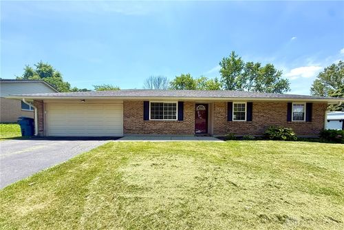 4932 Arrowview Dr, Dayton, OH, 45424-2557 | Card Image