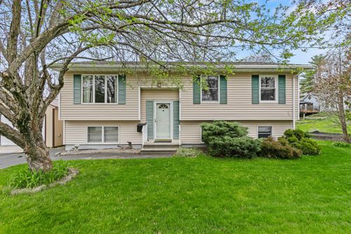 72 Louise Street, Auburn, ME, 04210 | Card Image