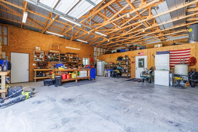 221 Coyote Trl, Home with 2 bedrooms, 2 bathrooms and 2 parking in Harper TX | Image 27