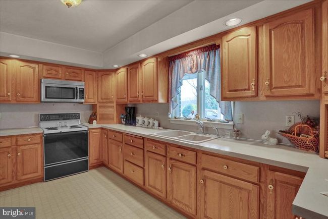 481 S Northkill Rd, House other with 3 bedrooms, 2 bathrooms and null parking in BERNVILLE PA | Image 23