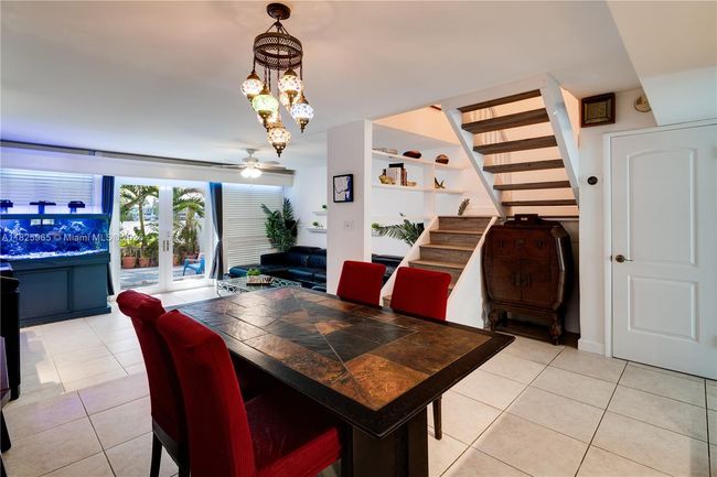 5292 Sw 69 Th Pl, Townhouse with 2 bedrooms, 3 bathrooms and null parking in Miami FL | Image 13