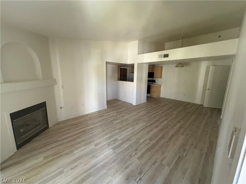 2322-950 Seven Hills Dr, Henderson, NV, 89052-4310 | Card Image