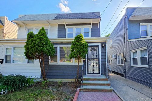 43-14 Marathon Pkwy, Little Neck, NY, 11363-1937 | Card Image