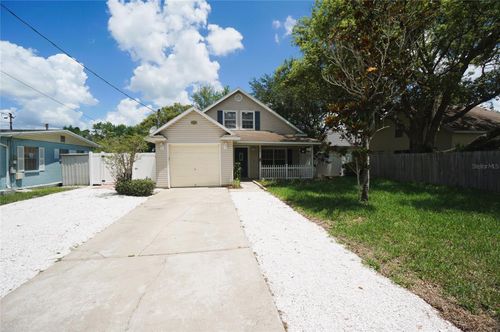 805 W 113th Ave, Tampa, FL, 33612-5604 | Card Image