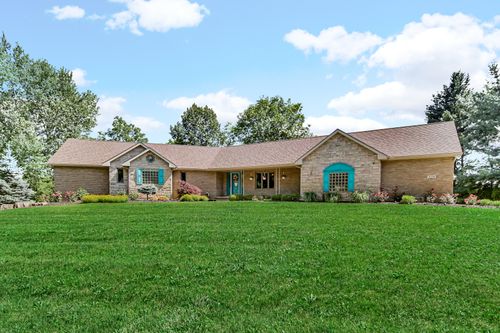 328 Windermere Dr, Chesterton, IN, 46304 | Card Image