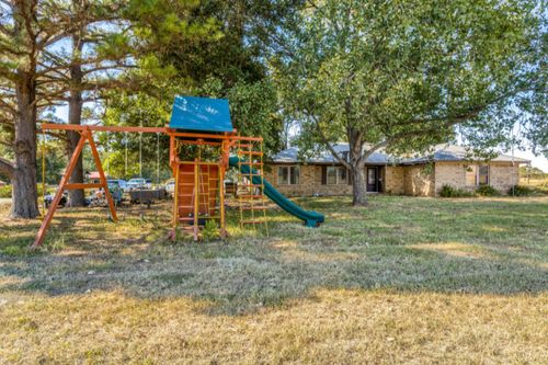 610 Pleasant Grove Rd, Elgin, TX, 78621-5031 | Card Image