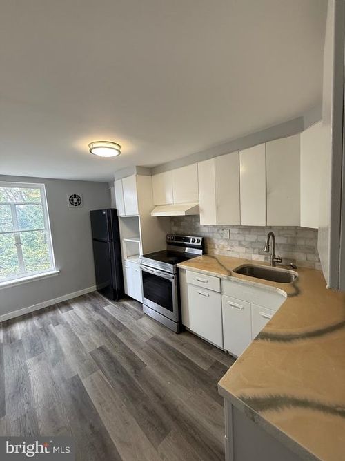 2nd-2003 Devereaux Ave, PHILADELPHIA, PA, 19149-3525 | Card Image