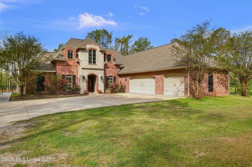 151 Lakeshire Pkwy, Canton, MS, 39046-5342 | Card Image