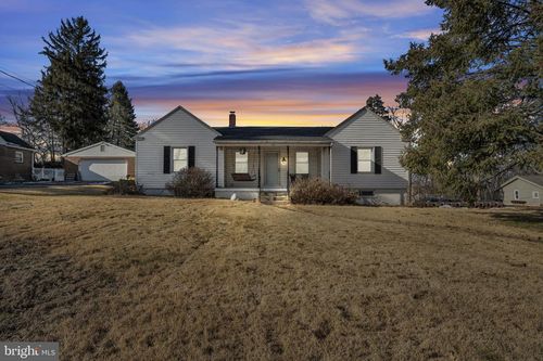 451 Lewisberry Rd, NEW CUMBERLAND, PA, 17070-2309 | Card Image