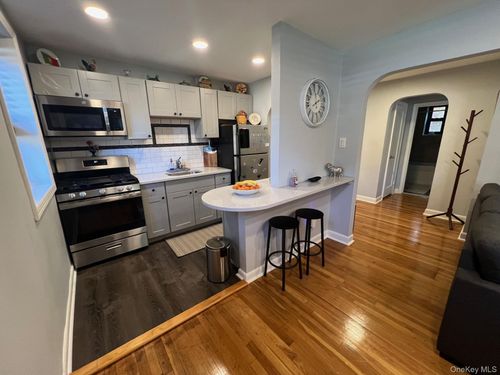 apt-a2-200 Richbell Rd, Mamaroneck, NY, 10543-3220 | Card Image