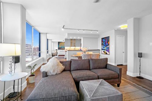 apt-1004-1212 Guadalupe St, Austin, TX, 78701-1810 | Card Image