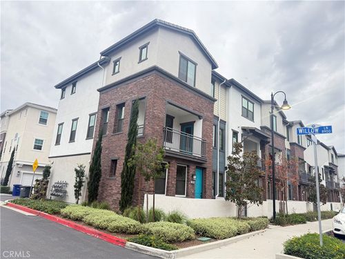 6958 Crimson Dr, Buena Park, CA, 90621-1175 | Card Image