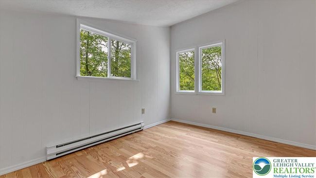 5015 Woodbridge Dr E, House other with 3 bedrooms, 2 bathrooms and null parking in Bushkill PA | Image 12