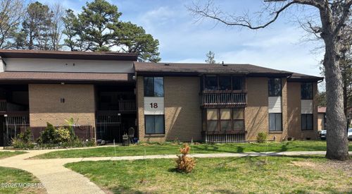 d-18 Pine Cluster Cir, Manalapan, NJ, 07726-1978 | Card Image