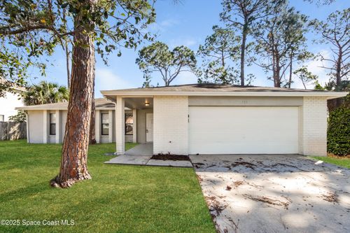 739 Isle Royale Ave Nw, PALM BAY, FL, 32907-7765 | Card Image