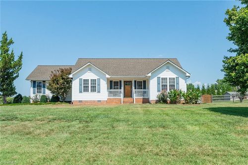 660 Hugh Miller Rd, Lexington, NC, 27292-9103 | Card Image