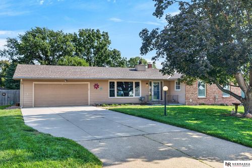 10320 Hilltop Rd, Omaha, NE, 68134-2923 | Card Image