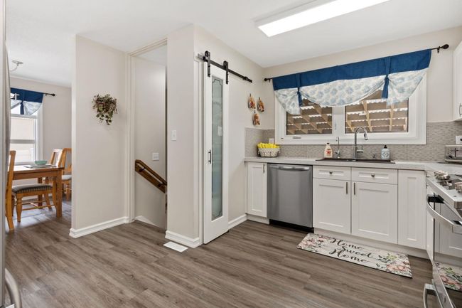 6117 Enevold Dr, House other with 4 bedrooms, 3 bathrooms and 4 parking in Camrose AB | Image 12