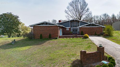 192 Rock Castle Rd, Gilbertsville, KY, 42044-9377 | Card Image