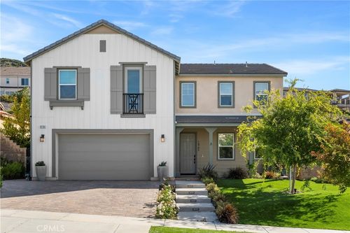 18786 Big Cedar Dr, Canyon Country, CA, 91387-1451 | Card Image