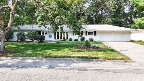 49 Barry Rd, Worcester, MA, 01609-1138 | Card Image