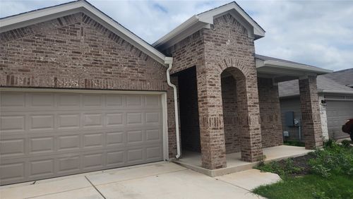 604 Concho River Dr, Hutto, TX, 78634-2350 | Card Image
