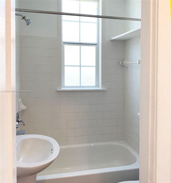 APT-4 - 4349 Sheridan Ave, Condo with 1 bedrooms, 1 bathrooms and null parking in Miami Beach FL | Image 24