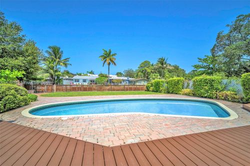 800 Sw 8th Ter, Fort Lauderdale, FL, 33315-3854 | Card Image