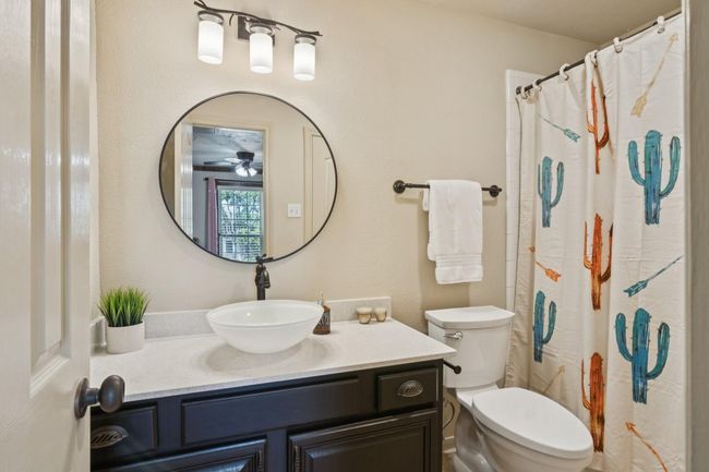 4th full bathroom on the 2nd floor is an en-suite to the 5th bedroom. | Image 30