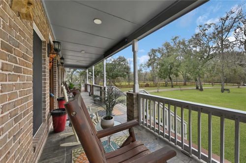 16423 County Road 528, Rosharon, TX, 77583-6841 | Card Image
