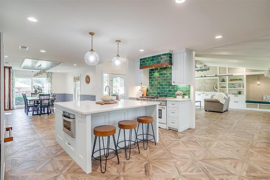 Inwood Rd, Fort Worth, TX 76109