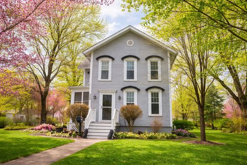 804 5th Ave, MENDOTA, IL, 61342-1718 | Card Image