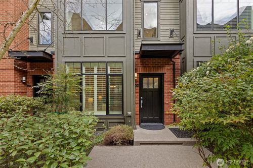 unit-102-10595 Ne 12th Pl, Bellevue, WA, 98004-3697 | Card Image