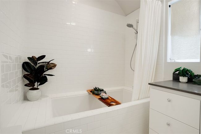 2256 Bronson Hill Dr, House other with 2 bedrooms, 2 bathrooms and 2 parking in Los Angeles CA | Image 35