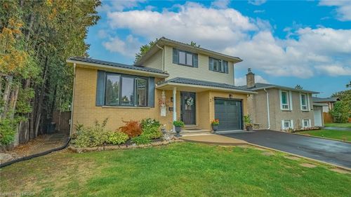 27 Gillin Rd, Brantford, ON, N3P1T6 | Card Image