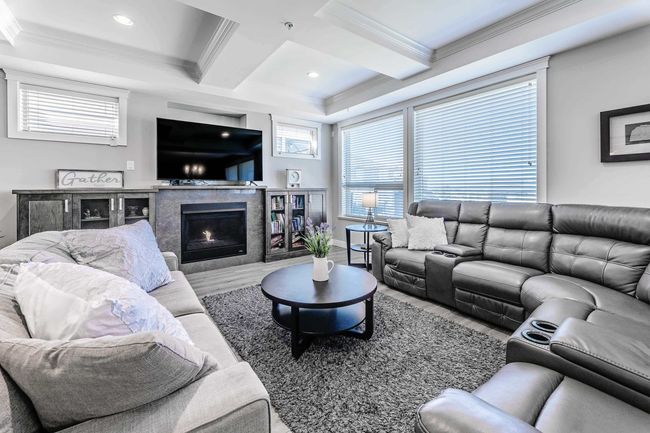 10553 248 St, House other with 5 bedrooms, 4 bathrooms and 4 parking in Maple Ridge BC | Image 5