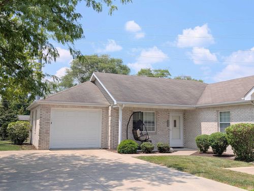 b-225 W Spring St, Bluffton, IN, 46714-3631 | Card Image