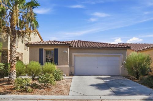 4417 Desert Park Ave, North Las Vegas, NV, 89085-2322 | Card Image
