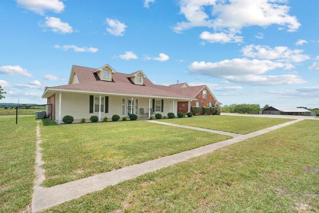 734 Young Bend Rd, House other with 4 bedrooms, 3 bathrooms and null parking in Brock TX | Image 5