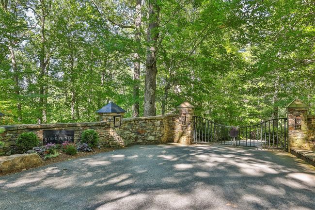 65 W Stone Pointe Ln, House other with 3 bedrooms, 5 bathrooms and null parking in Cullowhee NC | Image 6