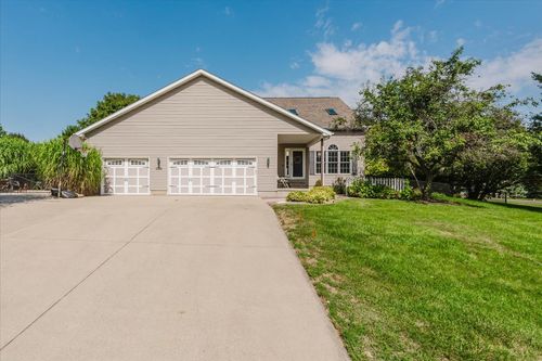 19598 Nottingham Dr, Bloomington, IL, 61705-5391 | Card Image