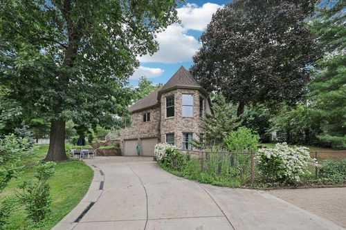 W9084 Lakeview Dr, Cambridge, WI, 53523-9725 | Card Image