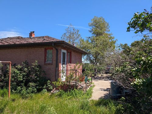 123 10th Avenue N, Shelby, MT, 59474 | Card Image
