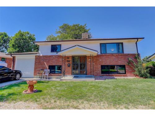 3229 Blackhawk Cir, Aurora, CO, 80011-2232 | Card Image