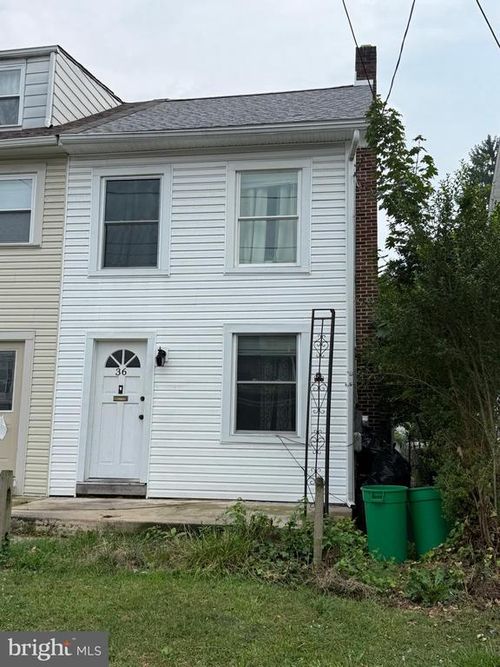 36 Philadelphia Ave, SHILLINGTON, PA, 19607-2757 | Card Image