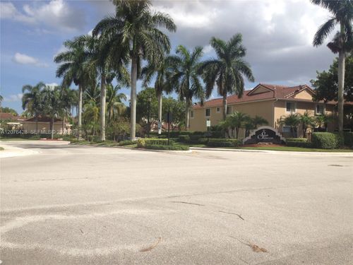 0-3870 San Simeon Cir, Weston, FL, 33331-5056 | Card Image
