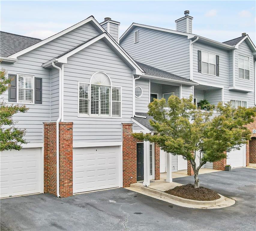 Vinings Forest Cir, Smyrna, GA 30080